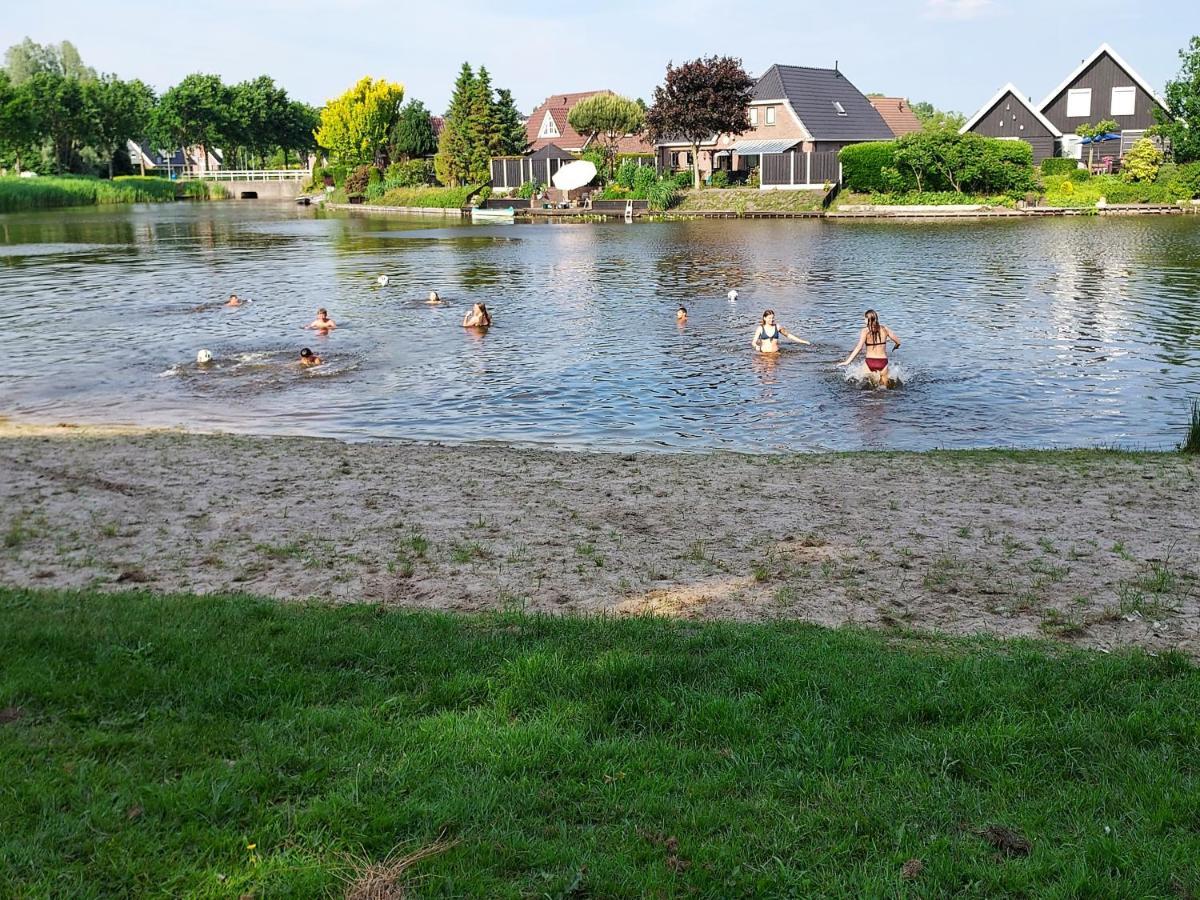 De Wiekeborg Bed & Breakfast Oude Pekela