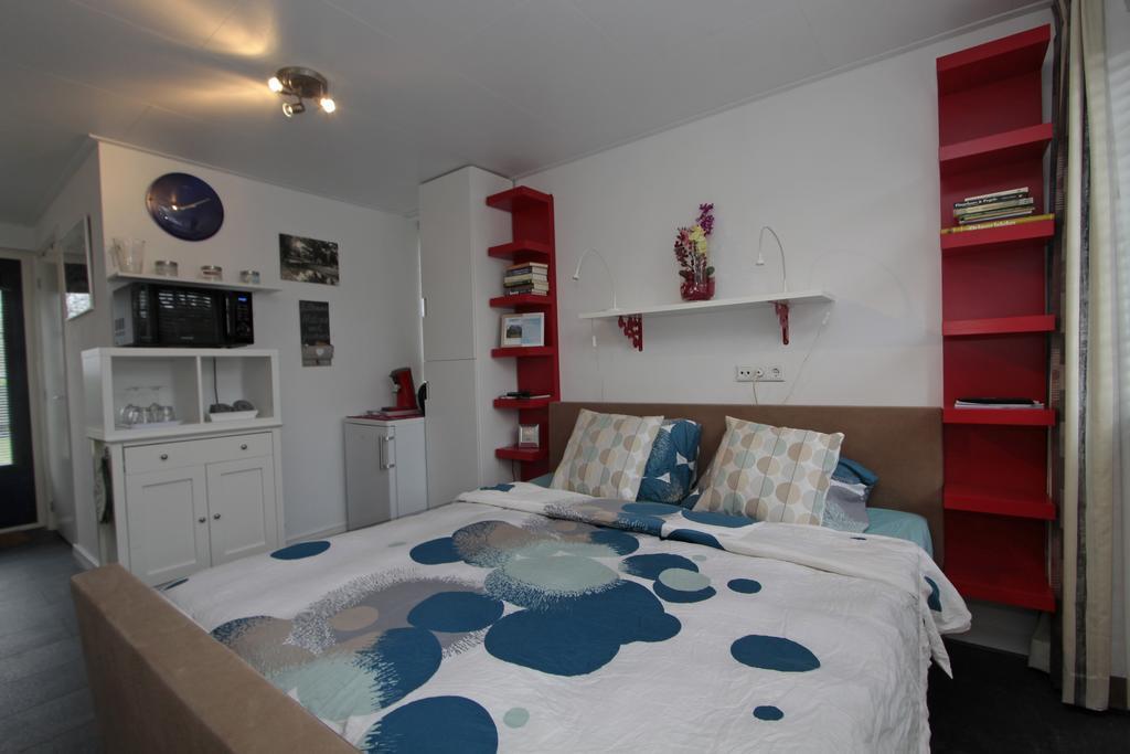 Bed & Breakfast De Wiekeborg Oude Pekela